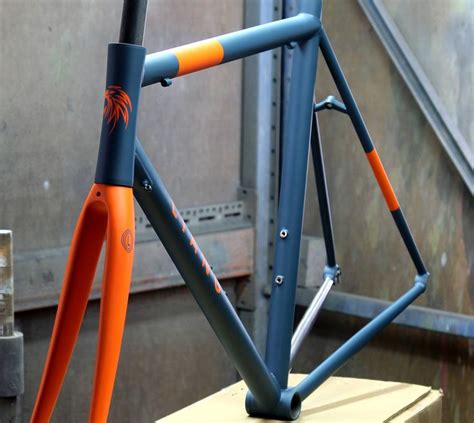 Custom Painting Performer Titanium Frame Bicycle Paint Job Paint