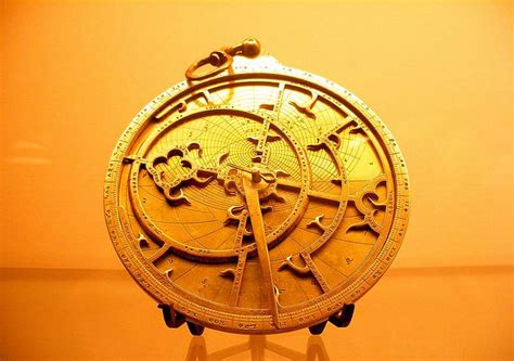 Astronomie mit dem personal computer <eng!.>. Astrolabe - Magnificent Computer of the Ancients ~ Kuriositas