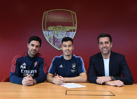 arsenal forward gabriel martinelli signs new contract henriscounty
