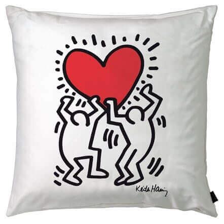 This group is dedicated to keith haring. Pillow HEART HANGING by Keith Haring - Mathi Design