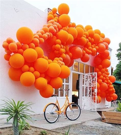 Balloon Installation By Jihan Zencirli In Los Angeles Ca 2016 Lp Orange Balloons Balloons