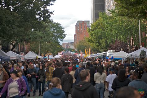 Best Street Fairs Nyc Offers With Food Music And Artwork