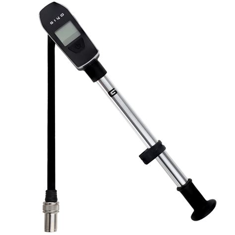 Once upon a time, the advice given to mountain bikers searching for their perfect tire pressure was simply, pump them up as hard as they go! because of this (and because of my higher weight), i opt for a slightly higher pressure. Buy GIYO Bike Bicycle High Pressure Shock Pump 300 PSI Max ...
