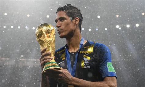 Fernando santos apresenta a frança: Varane defende estilo de jogo da França: 'Matamos a sangue ...