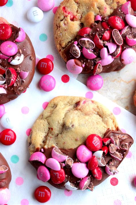 Need sweets for your sweetie? Chocolate Dipped Chocolate Chip M&M Cookies - Big Bear's Wife