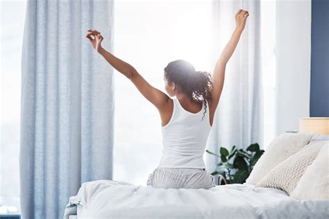 Never Hit Snooze Again With These Expert Backed Tips For Waking Up