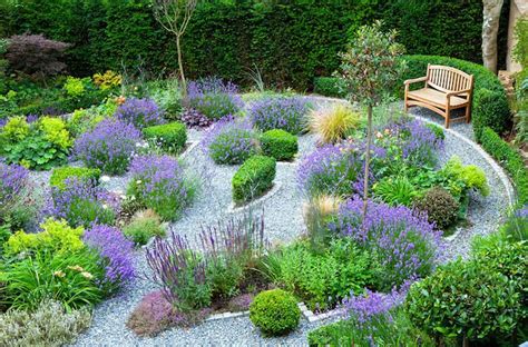 Dieses video zeigt an meinem beispiel, wie ich dabei vorgegange. gartengestaltung bilder, runder hintergarten mit ...