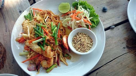 Vegan and vegetarian restaurants in subang jaya, malaysia, directory of natural health food stores and guide to a healthy dining. Order Online Food Delivery Subang Jaya - FoodTime