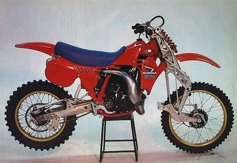 Honda joined simply known as the elsinore, it was also the first production motocross bike put out by honda. 1984- Honda RC250 Works Bike | Motocross, Suspension bike ...