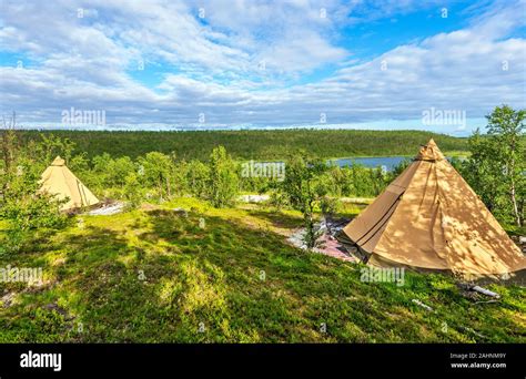 Sami Lavvu Norway Hi Res Stock Photography And Images Alamy