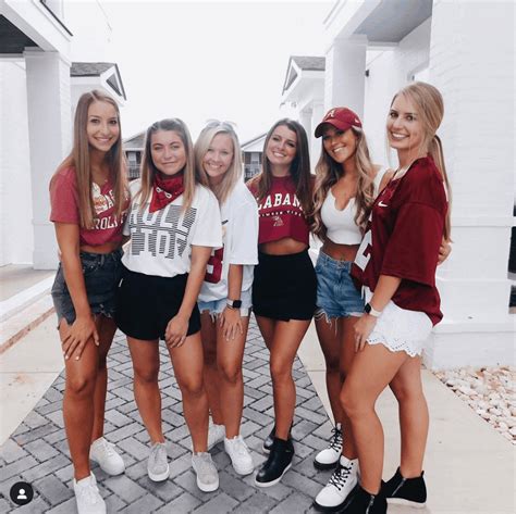 Insanely Cute College Game Day Outfits Worthy Of An Instagram