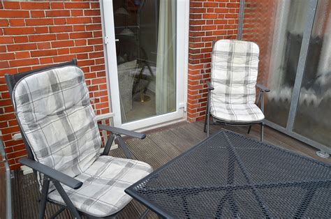 Unsere freundlichen mitarbeiterinnen helfen ihnen gerne dabei, für sie die richtige ferienwohnung zu finden (buchungshotline unter der 0202 2803066). Haus Dünenblick, Juist | Ferienwohnungen