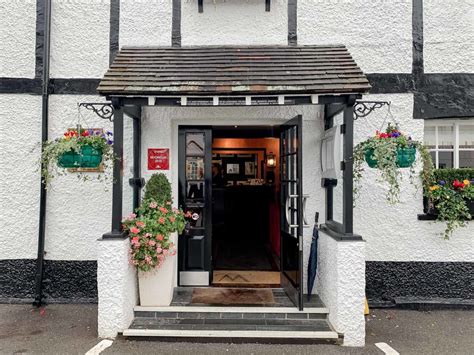 The location of the bray head inn where efs shot portion of two upcoming feature films: Restaurant review: 3 Michelin stars Waterside Inn at Bray ...