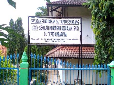 SMK Dr. Tjipto Ambarawa