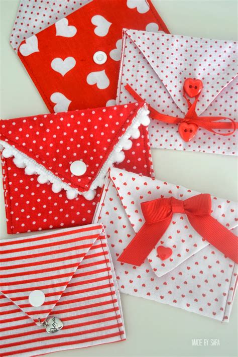 10+ Adorable Easy-Sew Valentines Projects - AppleGreen Cottage
