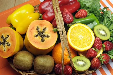 Nanas dalam 3,5 ons buah tropis ini terdapat 47,8 mg vitamin c. 800+ Gambar Buah Buahan Yang Mengandung Vitamin C HD ...