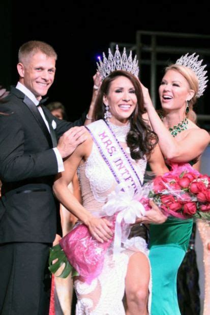 Lincoln Woman Crowned Mrs International Local