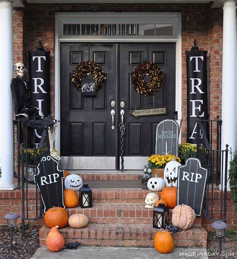 Best Halloween Decorating Ideas For Front Of House Kutolom