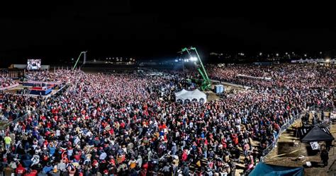 Crowd Size At Trump Rally In Texas Was Massive An Estimated 50000