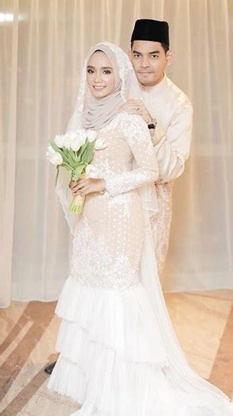 See more of ummi nazeera on facebook. Foto-Foto Majlis Pernikahan Ummi Nazeera | Iluminasi