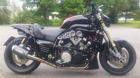 Max torque was 86.89 ft/lbs (117.8 nm) @ 7500 rpm. Yamaha VMX 1200 V-Max 1 200 cm³ 1991 - Askola ...