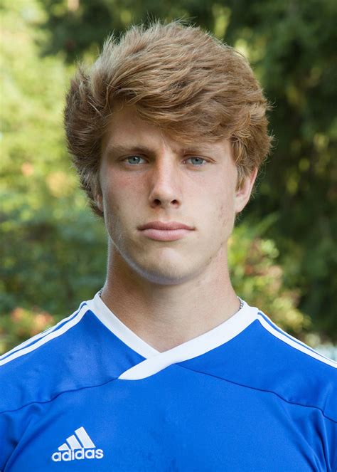 Mens Soccer 2013 | Mens haircuts short, Haircuts for men, Beautiful men