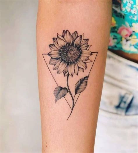 135 Sunflower Tattoo Ideas 2023 Inspiration Guide In 2023 Sunflower