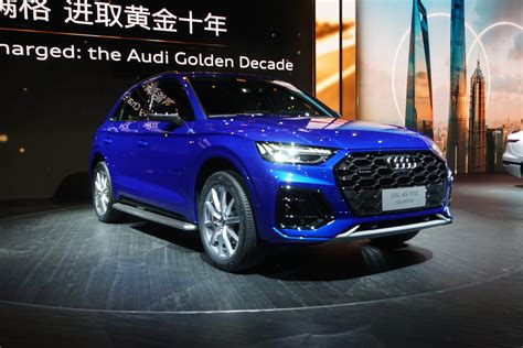 2021上海车展丨 换装“箭形”大灯 新款奥迪q5l亮相 新浪汽车