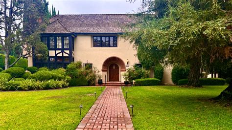 Floral Park home of Segerstrom family matriarch seeks $3 million