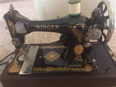 Please Help Me Identify A Singer Machine Quiltingboard Forums