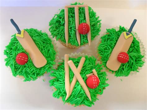 Cricket Cupcakes These Cupcakes Were Made For My Co Worker Flickr