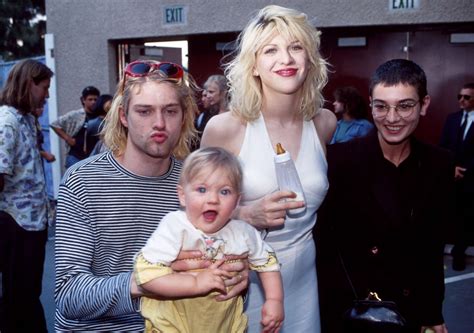 Kurt Cobain S Daughter Frances Bean Turns Opens Up About Near