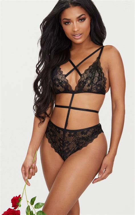 Black Strappy Cupped Lace Bodysuit Lingerie Prettylittlething