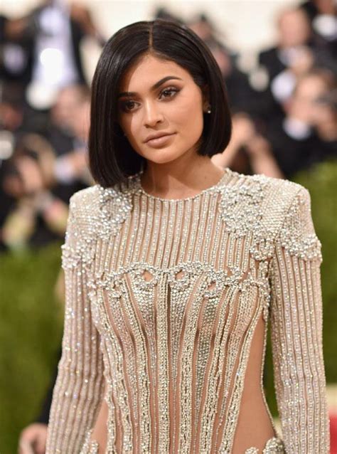 Kylie Jenner Exposes Her Boobs In Almost Naked Met Gala 2016 Dress