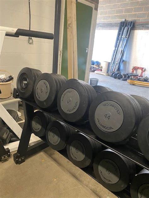 Full Set Of Technogym Dumbbells 8kg 56kg 20 Pairs Inc Racks Trade