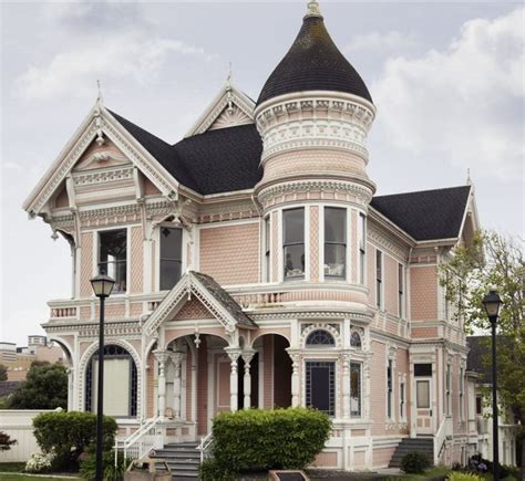Victorian Style House Preserving Old World Living Victorian Style