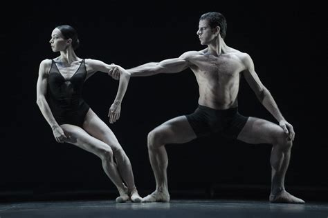 Diana Vishnevas Context Festival Celebrating Contemporary Dance Dance Duet Poses Dance