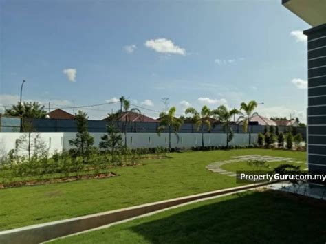 Taman impian,kluang sireh bridal akan menawarkan pakej pelamin terkini untuk memenuhi impian raja sehari. Impiana Kluang Residence, Taman Sri Lambak, Kluang, Jalan ...