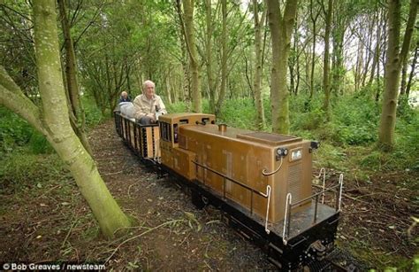 Press the start button to start the movie and play button to move the train. Shelling out £22,000 on building railway track in your own ...