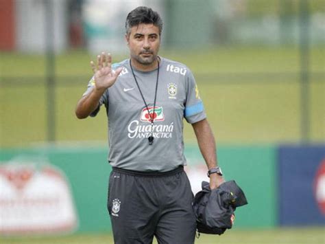 Jun 14, 2021 · de olho nos jogos olímpicos, que começam em 25 de julho, a dazz anunciou hoje (14) a linha cadeiras nations. Gallo confirmado como técnico da seleção que disputará ...