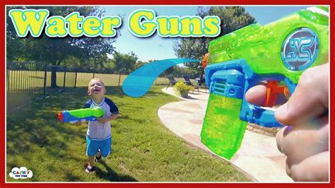 Water Gun Battle Challenge Getting Soaked Toy Review Youtube