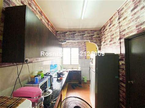 Beberapa orang bahkan menyewa arsitektur lanskap profesional untuk membangun taman yang indah dan nyaman. For Sale Terrace Taman Desa Baiduri Indah, Salak Tinggi ...