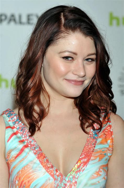 Emilie De Ravin Showing Cleavage At Once Upon A Time Photocall During Paleyfes Porn Pictures