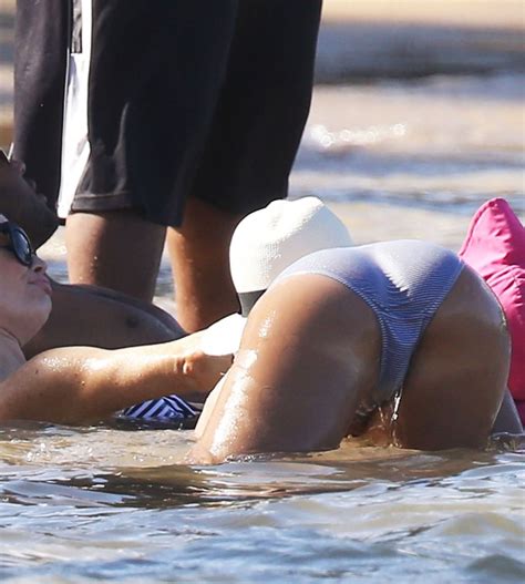 Jessica Alba Bikini The Fappening 2014 2020 Celebrity Photo Leaks