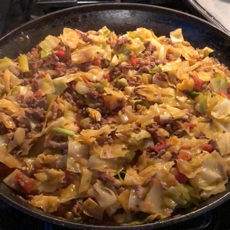 Cheesy Ground Beef And Cabbage Skillet Skinny Recipes