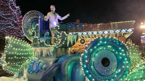 The Sights And Sounds Of Carowinds Winterfest 2019 Coaster101