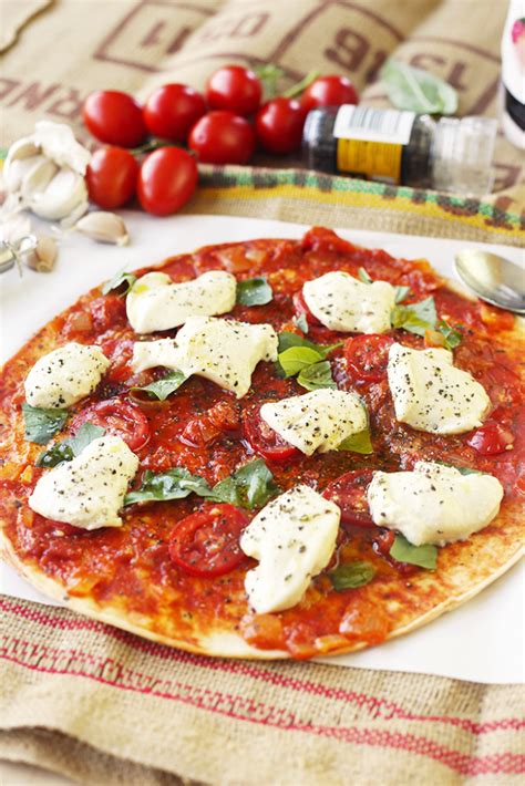 Vegan Pizza Margherita A Vegan Pizza Recipe That S Delicious Simple