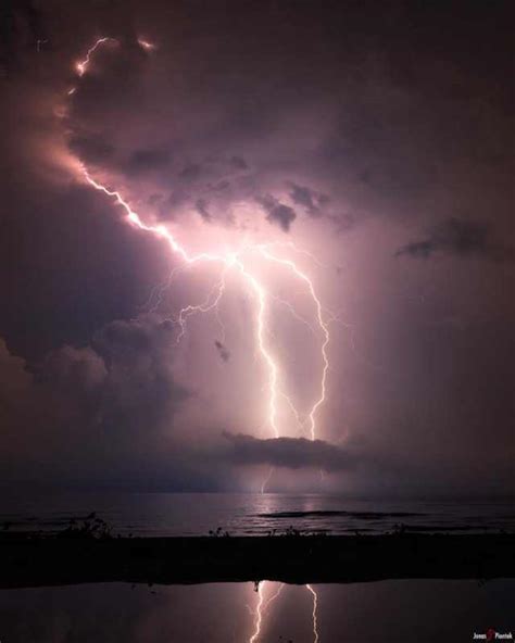 Catatumbo Lightning The Place With The Highest Lightning Activity In
