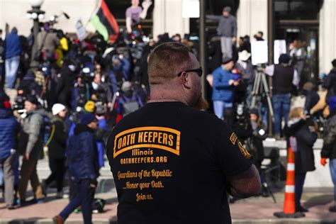 Probe Of Oath Keepers Finds Hundreds Of Public Servants In Its Ranks