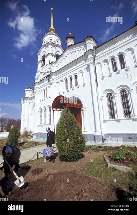 Vladimir Dormition Cathedral Stock Photo Alamy